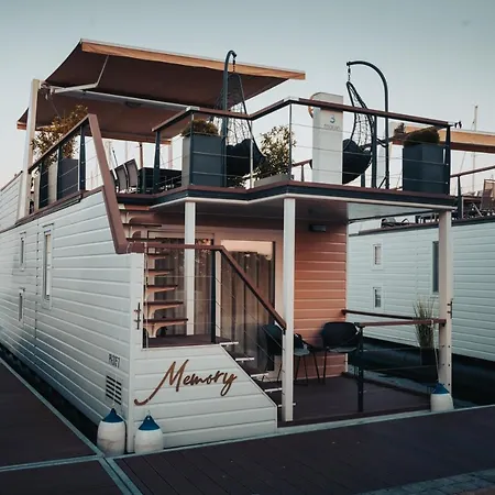度假居 Floating House Memory 波尔托罗