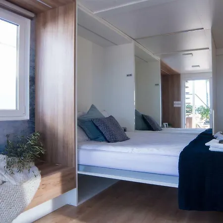 בית נופש Floating House Memory